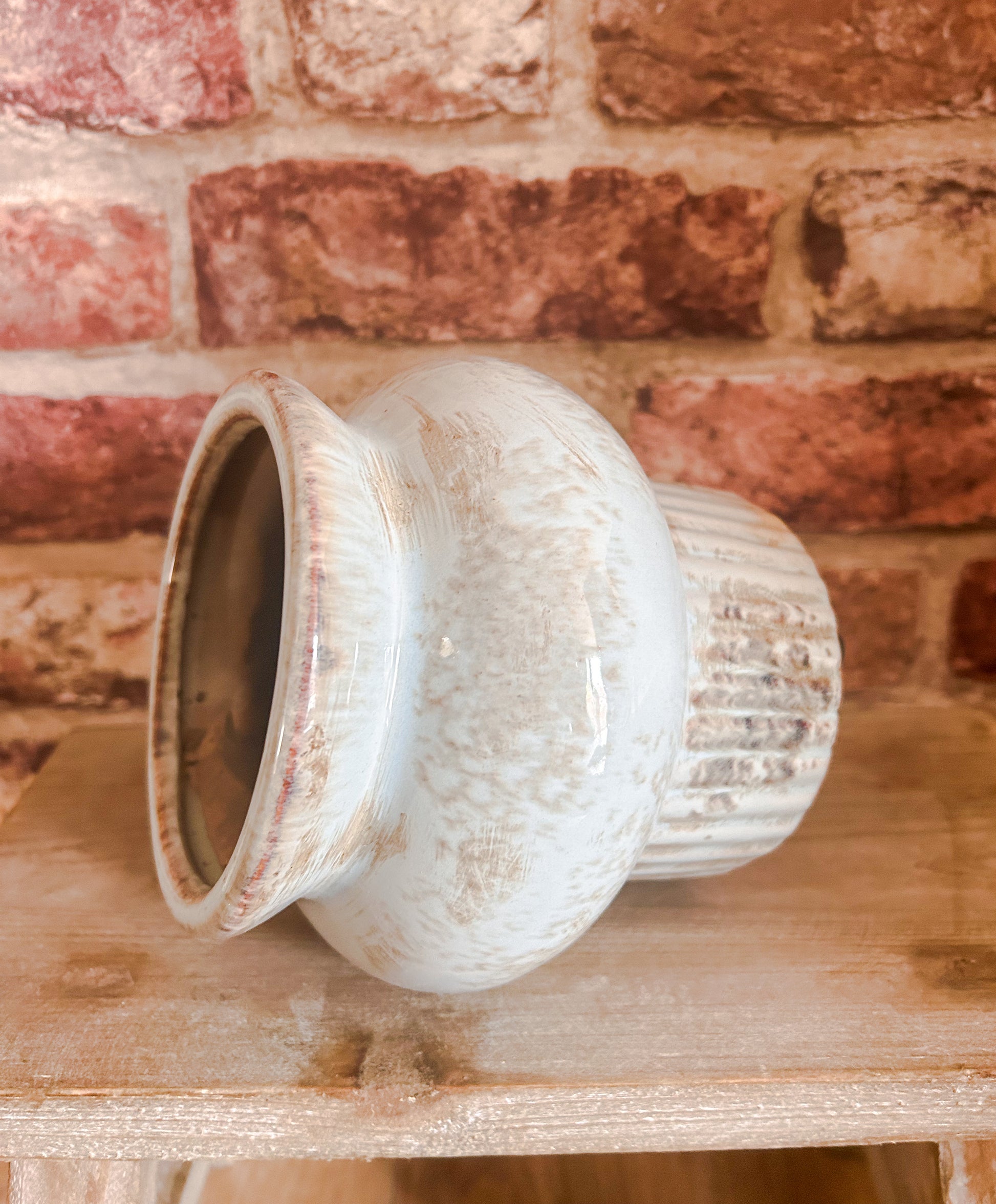 Distressed Rustic Vase - The Barn Shed