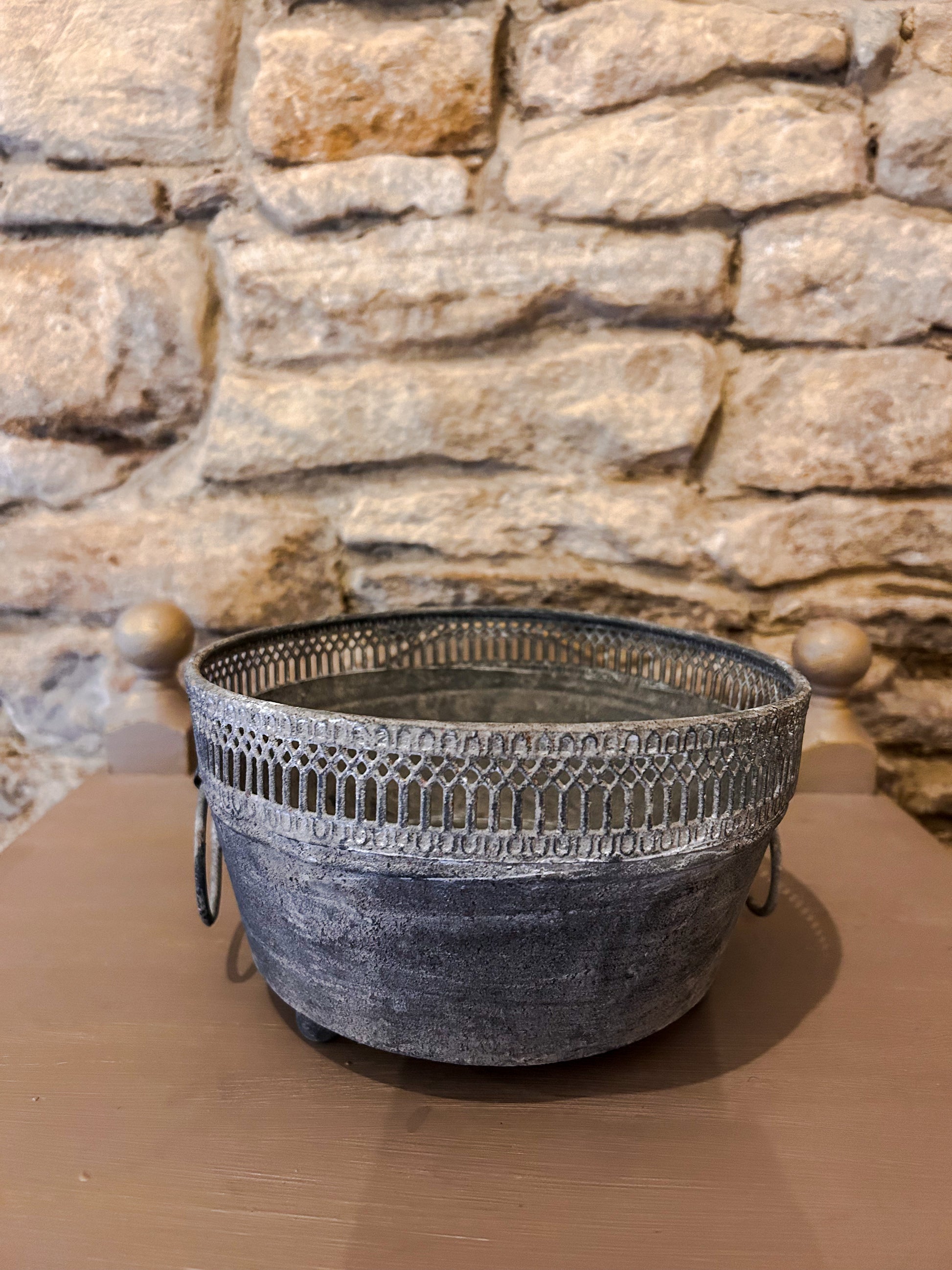 Zinc planter with handles - The Barn Shed