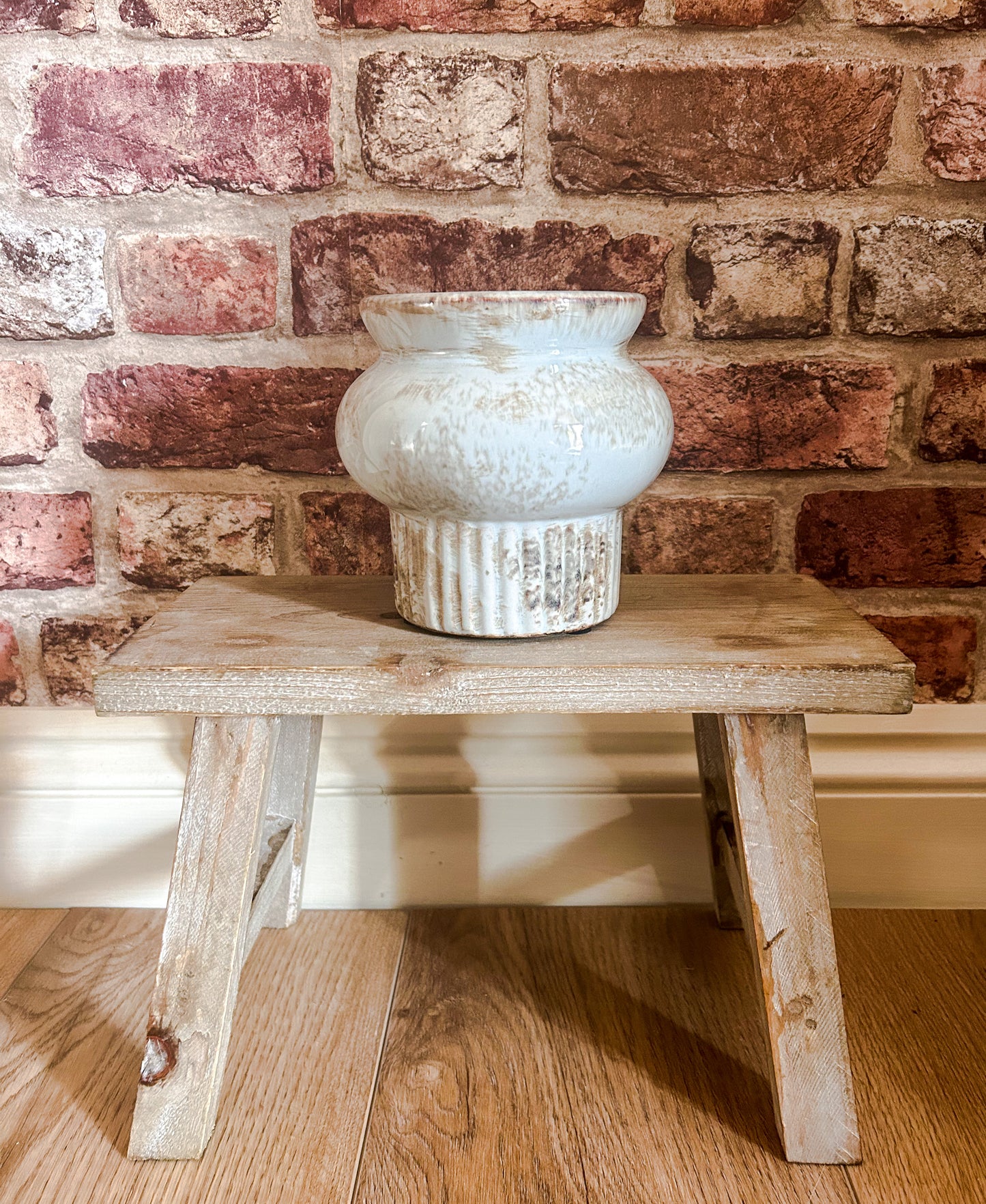 Distressed Rustic Vase - The Barn Shed