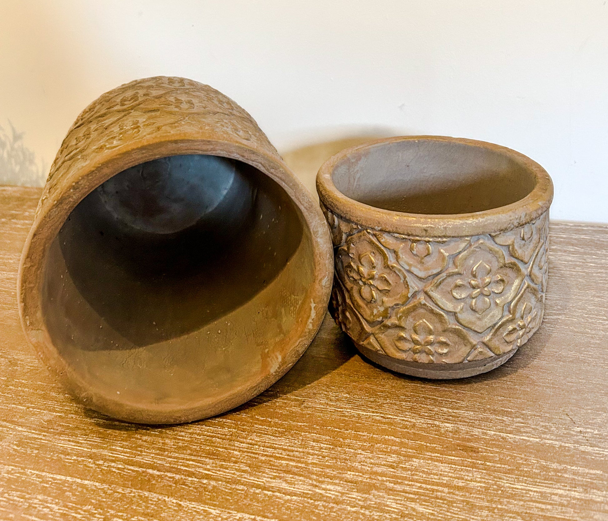 Small Terracotta Pots 